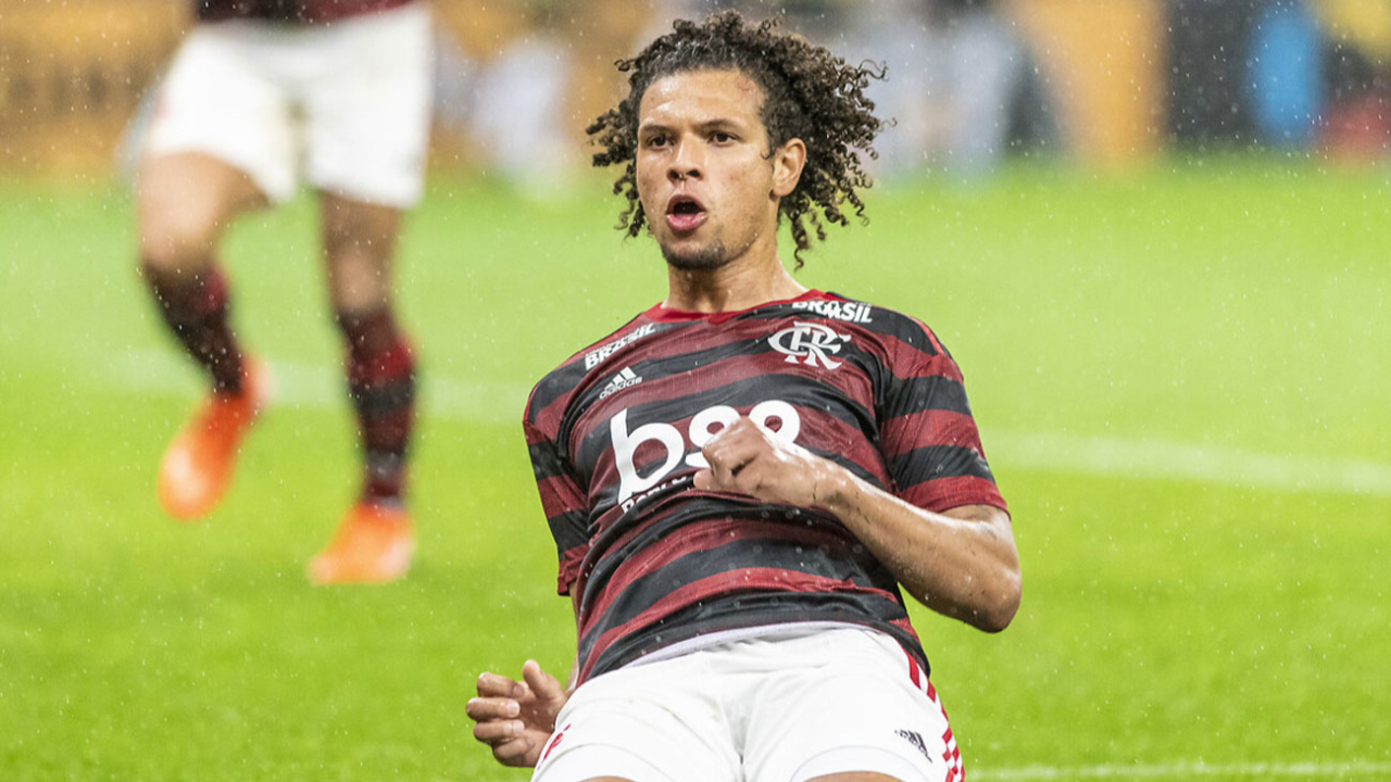 Willian Arao, Fenerbahçe'ye imza atmak için İstanbul'a geliyor! Tarih belli oldu