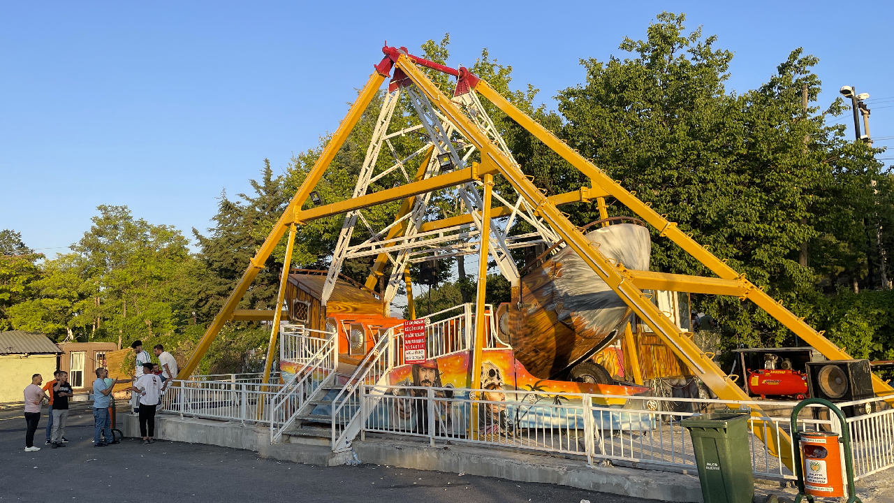 Lunapark'ta facia! Gondoldan düşen kişi öldü
