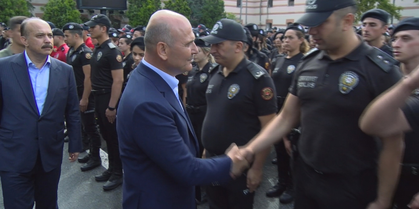 Bakan Soylu polislerle bayramlaştı: Siz demokrasinin teminatısınız
