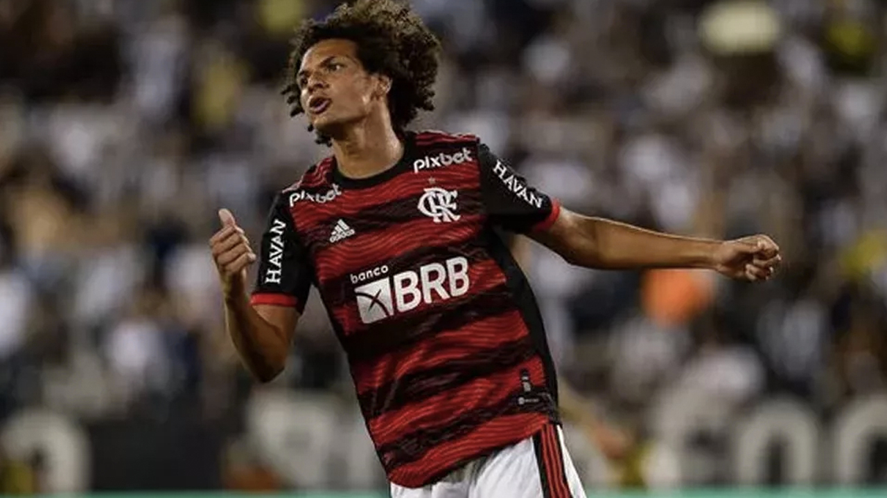 Fenerbahçe bir transferini daha bitiriyor: Willian Arao yarın akşam İstanbul'a gelecek