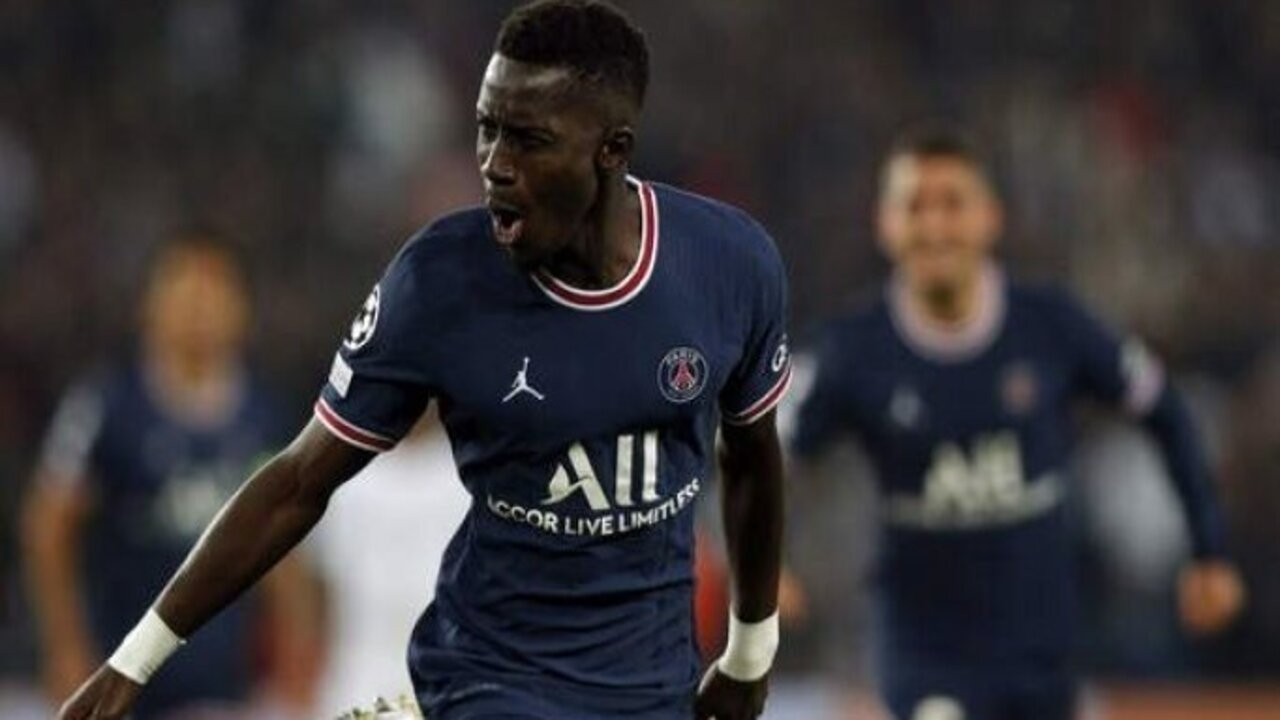 Galatasaray'ın gözdesi Idrissa Gueye'den beklenmedik hamle! PSG ile görüşülecek
