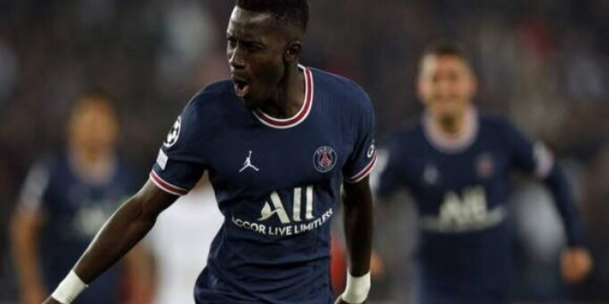 Galatasaray'ın gözdesi Idrissa Gueye'den beklenmedik hamle! PSG ile görüşülecek