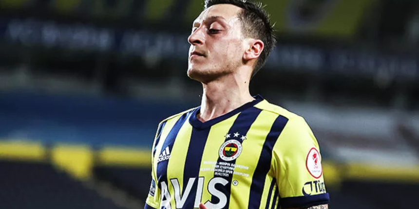 Flaş Mesut Özil gelişmesi! Fenerbahçe'den ayrılan usta oyuncunun yeni adresi belli oluyor