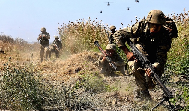 Karakola saldıran PKK'lılarla şiddetli çatışma!