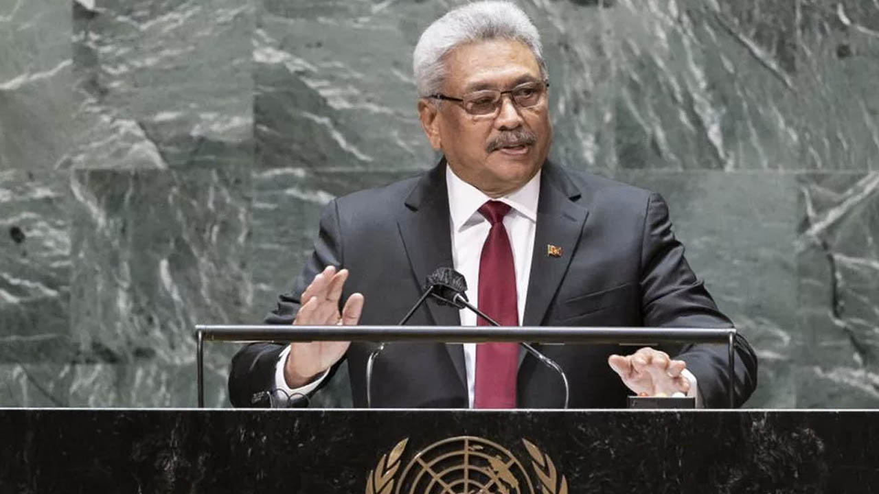 Böylesi görülmedi! Ülkeden kaçan Sri Lanka Devlet başkanı istifasını e-posta ile verdi