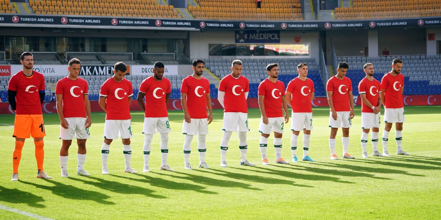 Medipol Başakşehir hazırlık maçında Konyaspor’u tek golle mağlup etti