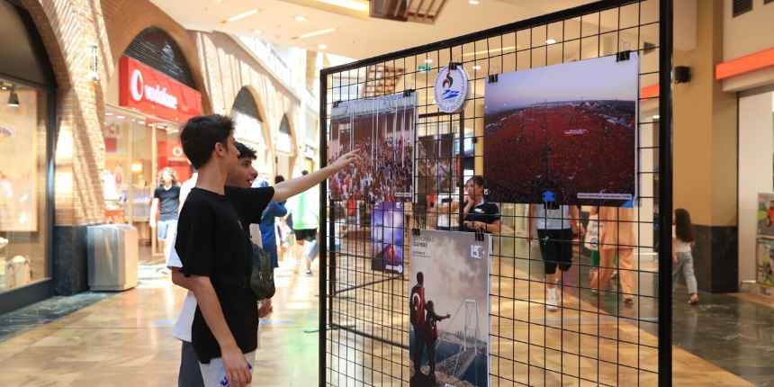 Denizli'de 15 Temmuz fotoğraf sergisi açıldı! Vatandaşlar yoğun ilgi gösterdi