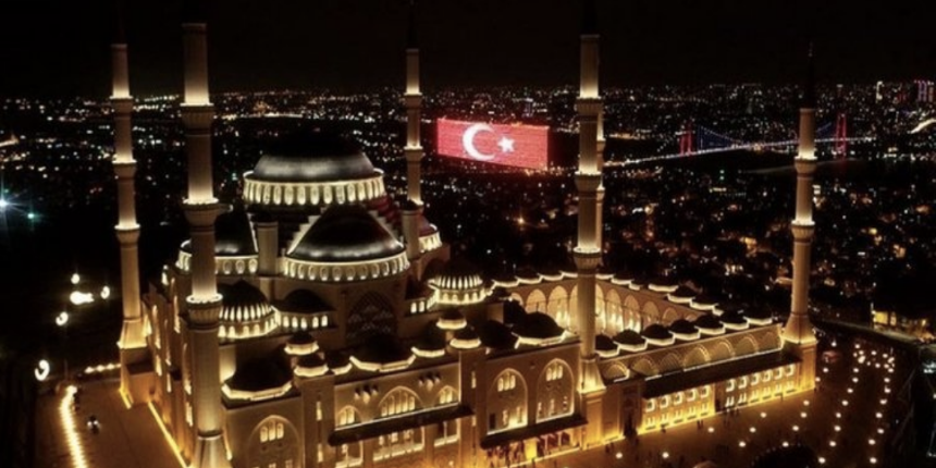15 Temmuz için Türkiye genelinde selalar okundu