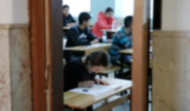 Fransa'da akıllara FETÖ'yü getiren hırsızlık! Sınav soruları çalındı...