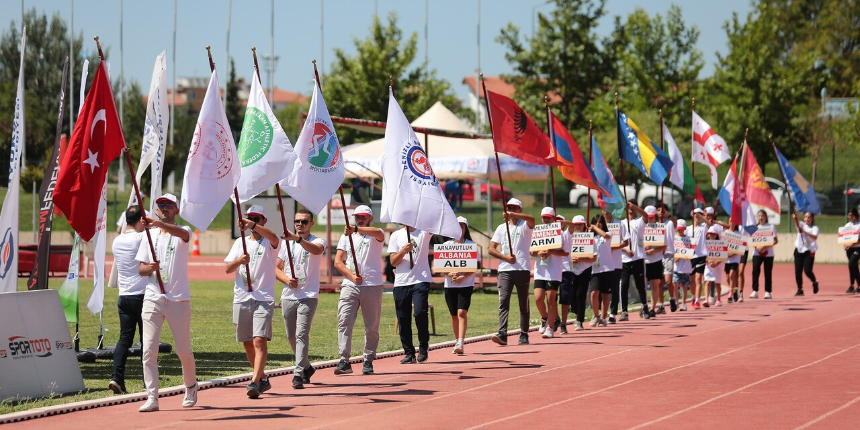 Denizli’de 17 ülkeden 321 sporcu U20 Balkan Atletizm Şampiyonası'nda buluştu!