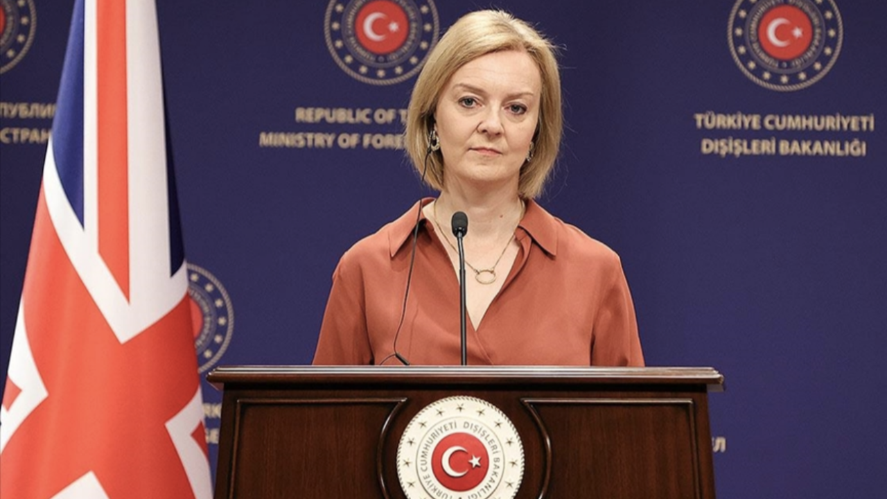 İngiliz bakanın seçim vaadi: Mültecileri Türkiye'ye gönderecekmiş