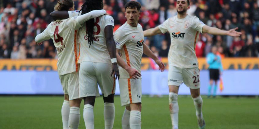 Sivaspor, Galatasaray'da yeni sezonda düşünülmeyen Olimpiu Morutan’ı transfer etmek istiyor