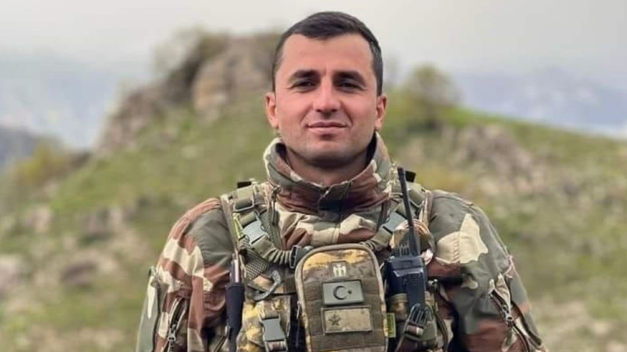 Piyade Teğmen Ömer Faruk Civelek, hainlerin taciz ateşi sonucu şehit düştü