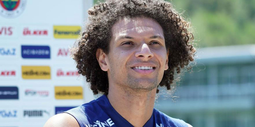 Fenerbahçeli futbolcu Willian Arao: Derbileri ve maçları kazanıp şampiyon olmak istiyoruz