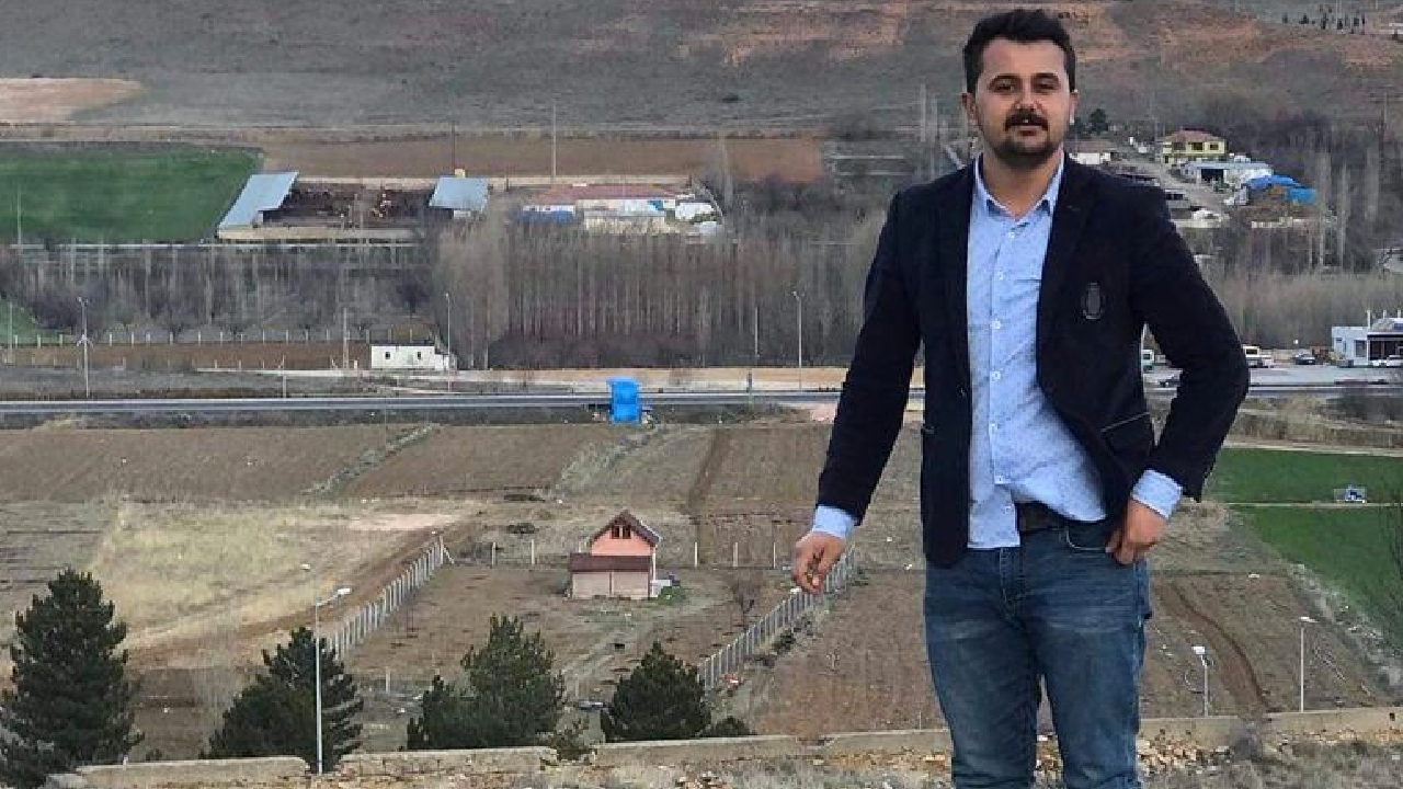 CHP üye standında darp! Gençlik Kolları Başkanı, partilisinin saldırısına uğradı