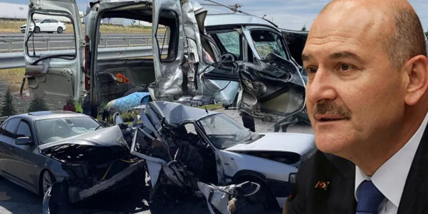 Bakan Soylu duyurdu: Bayram tatilinde, ülke genelinde 53 ölümlü trafik kazasında  67 can kaybı yaşandı!