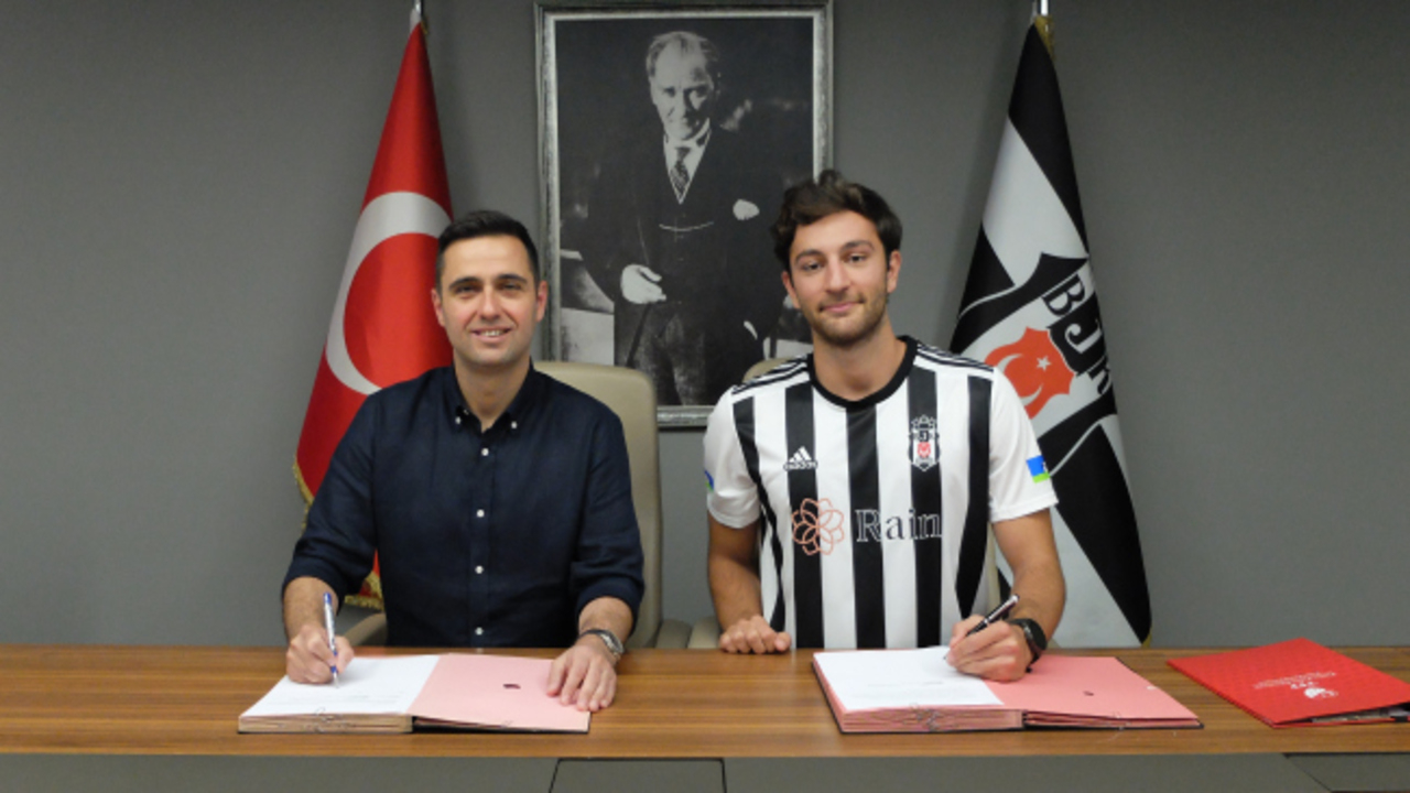 Beşiktaş KAP'a bildirdi! Emrecan Uzunhan resmen Kartal oldu