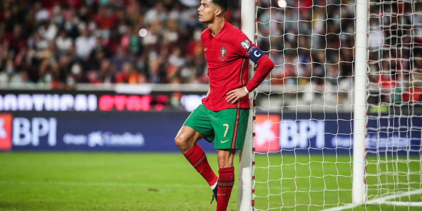 Dünya yıldızı futbolcu Cristiano Ronaldo'nun Atletico Madrid ile anlaşmaya vardığı iddia edildi