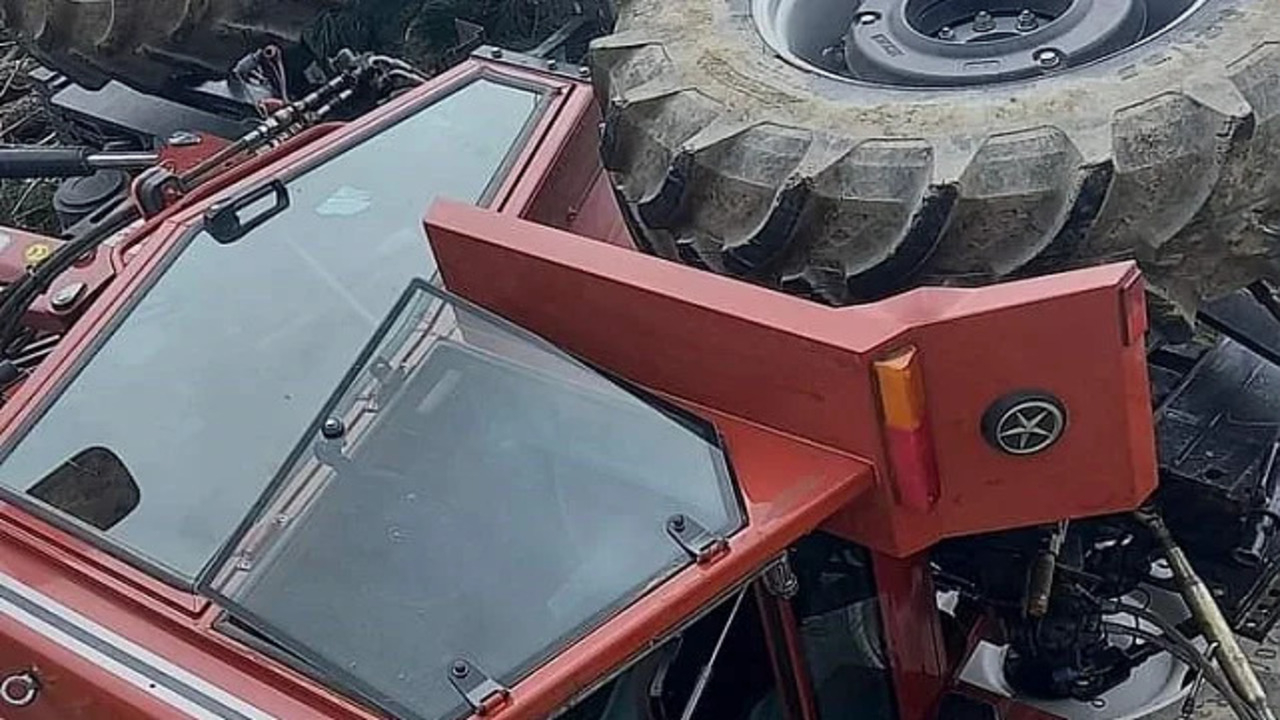 Traktör, şarampole devrildi! Sürücüsü son anda atlayarak kurtuldu