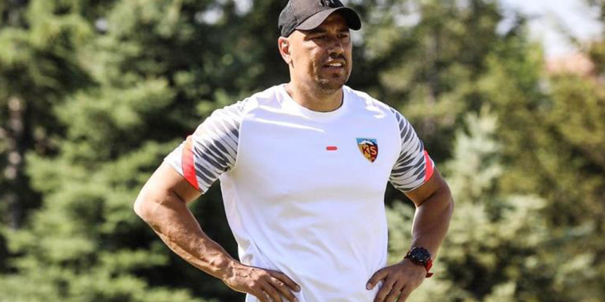 Yukatel Kayserispor Teknik Direktörü Çağdaş Atan: Hazırlık maçı da olsa kazanmak önemli