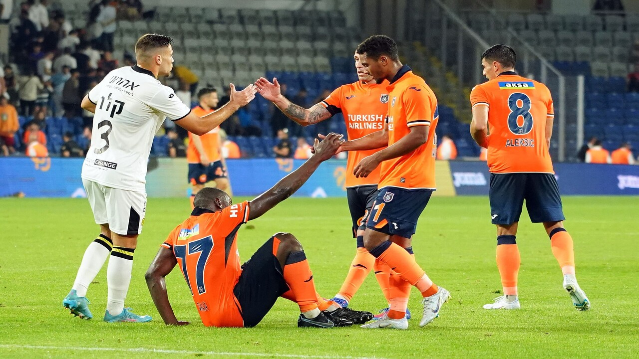 Başakşehir, Maccabi Netanya'ya diş geçiremedi! Karşılaşma 1-1 sona erdi