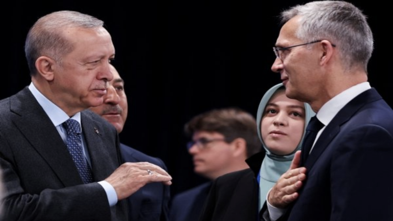 Cumhurbaşkanı Erdoğan'ın tercümanını hedef gösteren Kılıçdaroğlu'na suç duyurusu