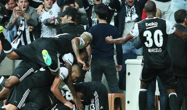 Beşiktaş iki yıldızını 22 milyon Euro'ya gönderebilir!