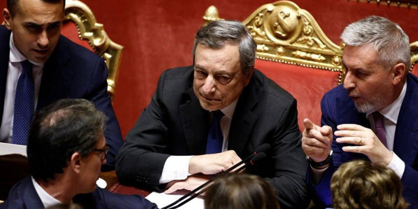 Ekonomik yardım paketi kriz yaratmıştı: İtalya Başbakan Draghi istifa ediyor!