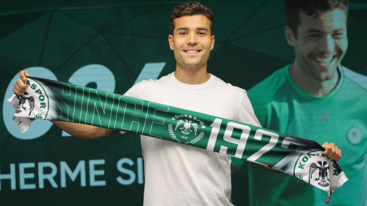 Konyaspor, sol bek oyuncusu Guilherme Sitya'nın sözleşmesini 2 yıl daha uzattı