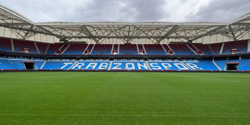 Trabzonspor'un Medical Park Stadyumu yeni sezona hazırlanıyor! Zemin sil baştan yenilendi