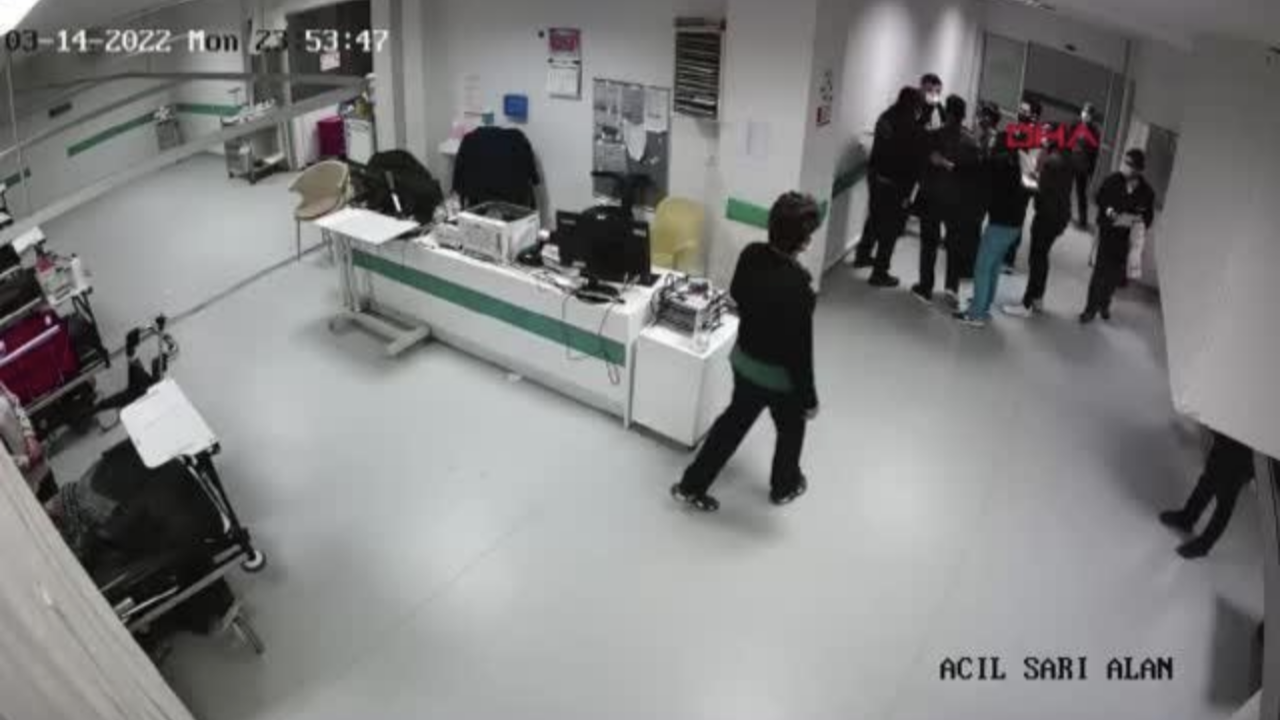 Uzman Çavuş tarafından darp edildiğini söyleyen doktor FETÖ'den açığa alındı!