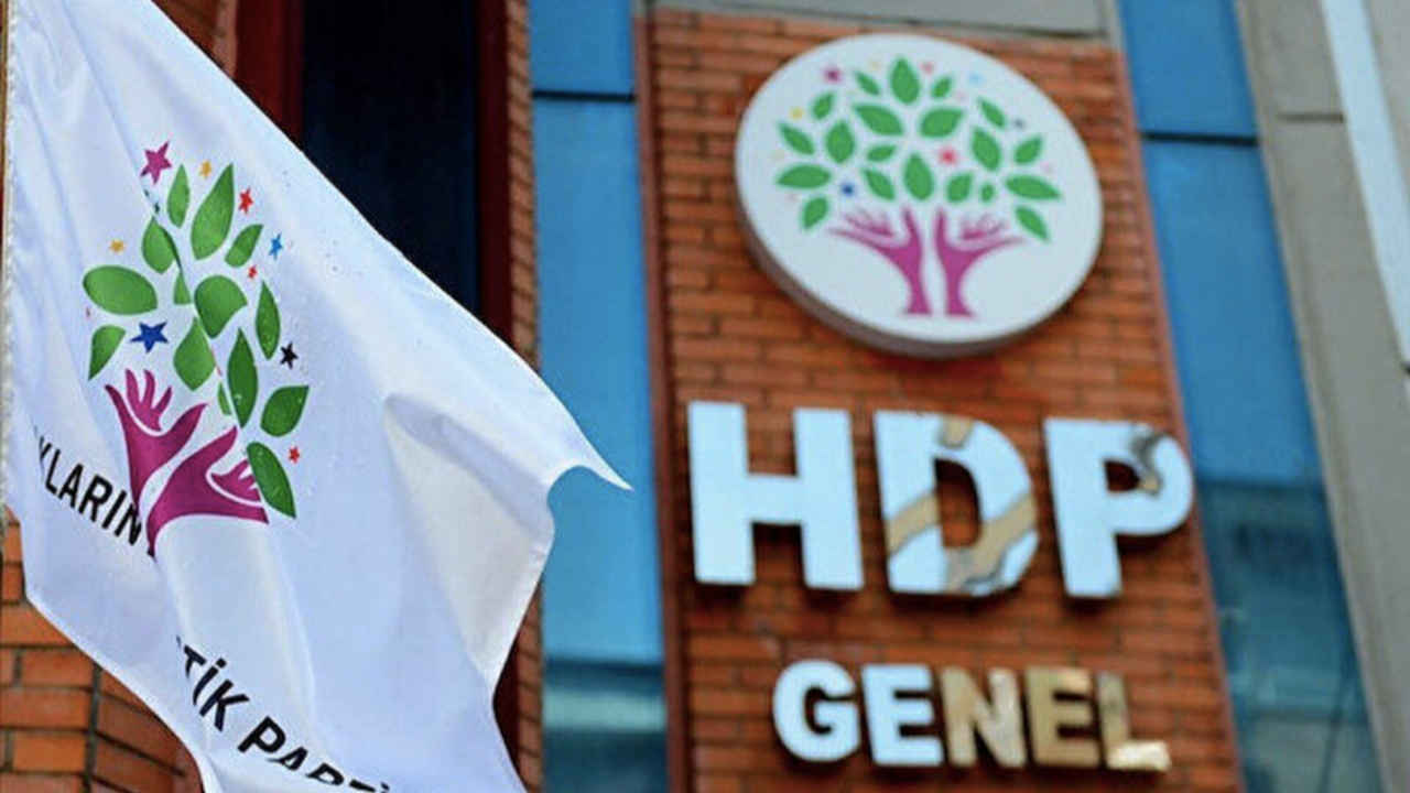 HDP'nin ipliği pazara çıkıyor! Kandil'den yolu geçen 12 vekil hala Meclis'te!