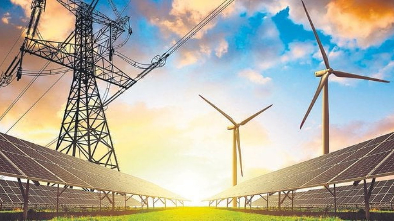 Bakanlık düğmeye bastı! Enerjide yeni dönem: Mesai saatlerinin düşürülmesi ve evden çalışma gündemde!