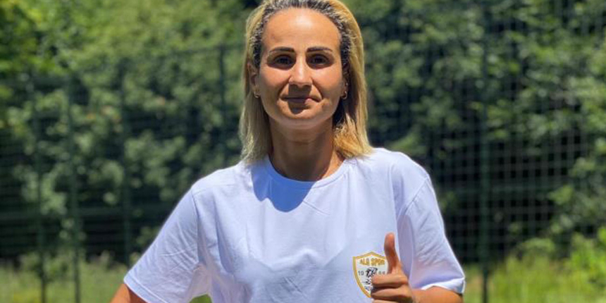 Son olarak Beşiktaş'ta forma giyen milli futbolcu Arzu Karabulut, Gaziantep ALG Spor'a transfer oldu