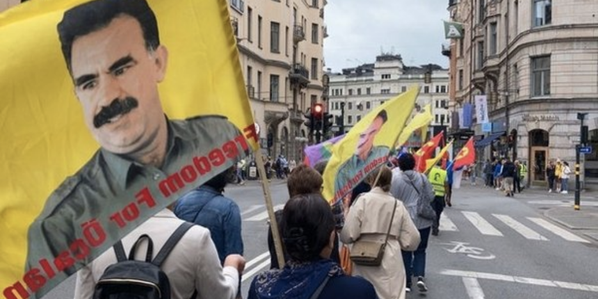 Teröre desteği keseceğini taahhüt eden İsveç, yine PKK gösterisine izin verdi