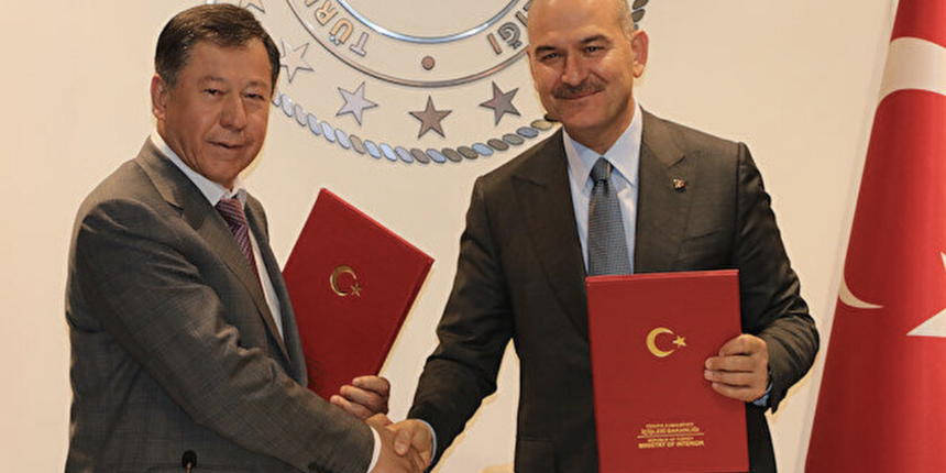 Bakan Soylu Tacikistanlı mevkidaşı Rahimzoda'yı makamında ağırladı
