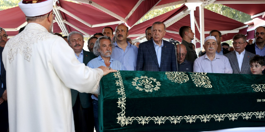 Türk edebiyatının duayeni Rasim Özdenören'e veda...