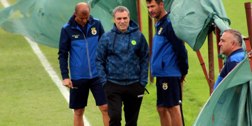 Eski Fenerbahçeli Adil Rami'den Teknik Direktör Ersun Yanal'a olay sözler