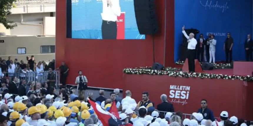 CHP'nin 'taşımalı' mitingi: İstanbul'dan otobüs kaldırdılar, sosyal medyadan kendilerini ifşaladılar