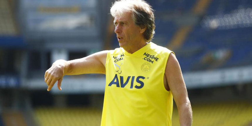 Fenerbahçe forvete tanıdık ismi getiriyor! Teknik Direktör Jorge Jesus onay verdi