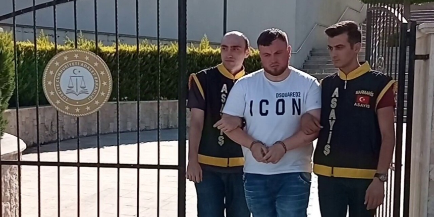 Marmaris'te oğul dehşeti! İngiliz genç döverek babasının hayatına son verdi