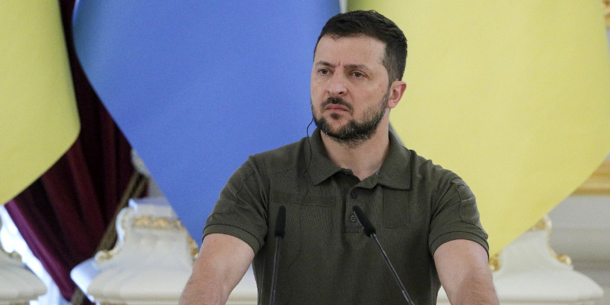 Zelenski tercümanına kızdı, cümleleri kendisi çevirdi