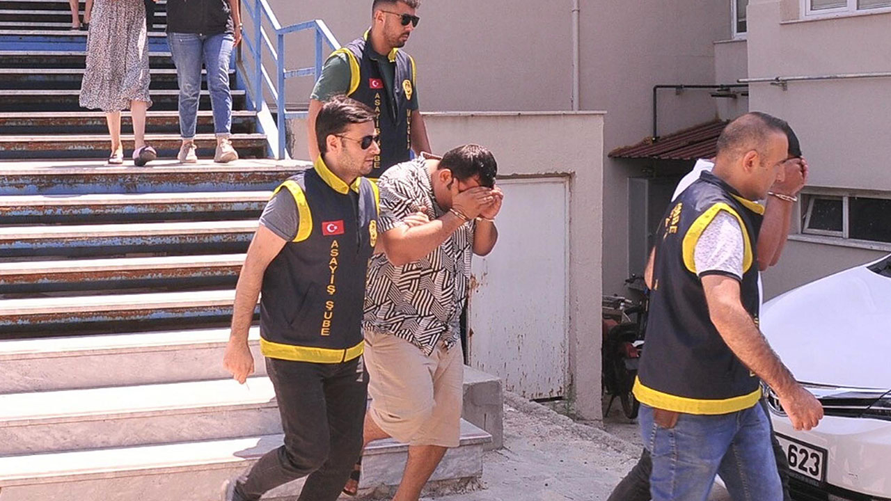 Evden 550 bin liralık ziynet eşyası çalan çete yakalandı: Çete lideri suç makinası çıktı