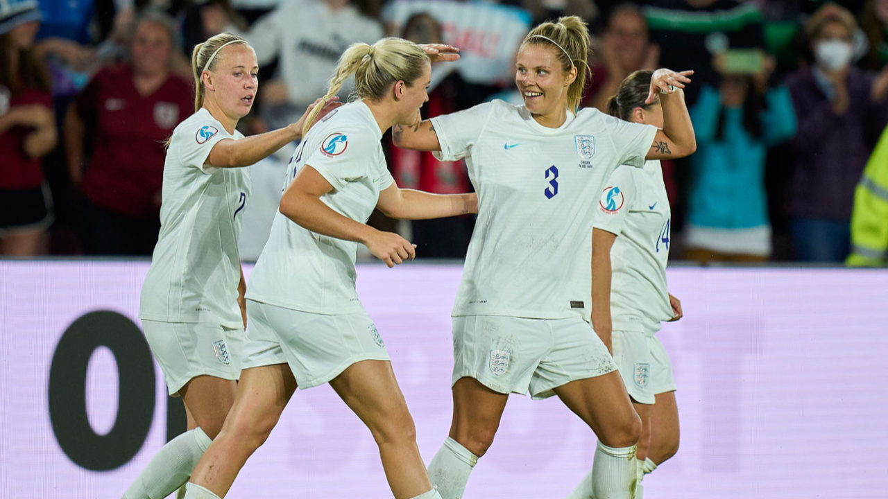 TRT Spor'dan tartışma yaratan Avrupa Kadınlar Futbol Şampiyonası kararı