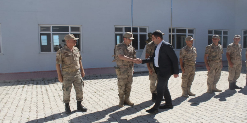 O komutan görevden alındı