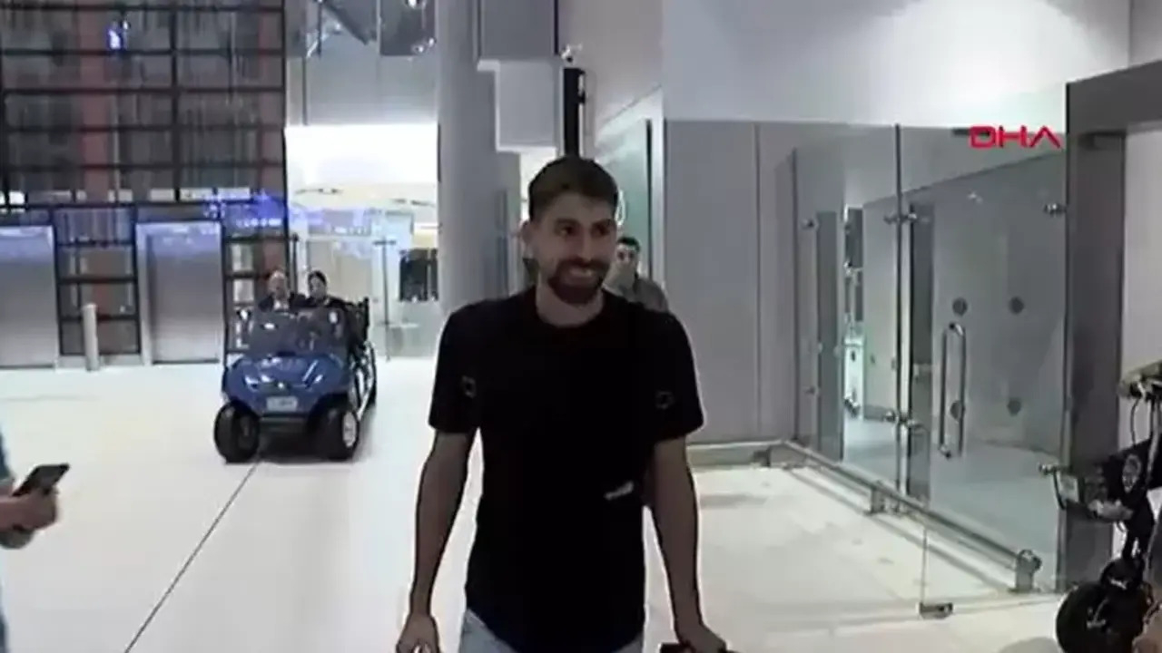 Fenerbahçe'nin yeni transferi Luan Peres, İstanbul'a ayak bastı