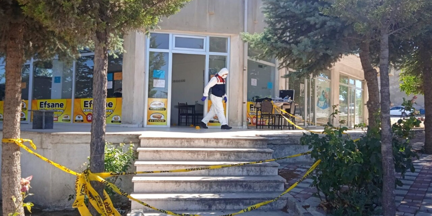 Önce temizlik görevlisini öldürdü sonra karısını ve komşusunu yaraladı