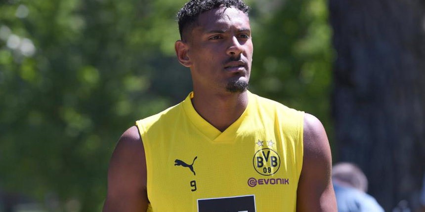 Borussia Dortmund’un yeni forvet oyuncusu Sebastien Haller’den kötü haber