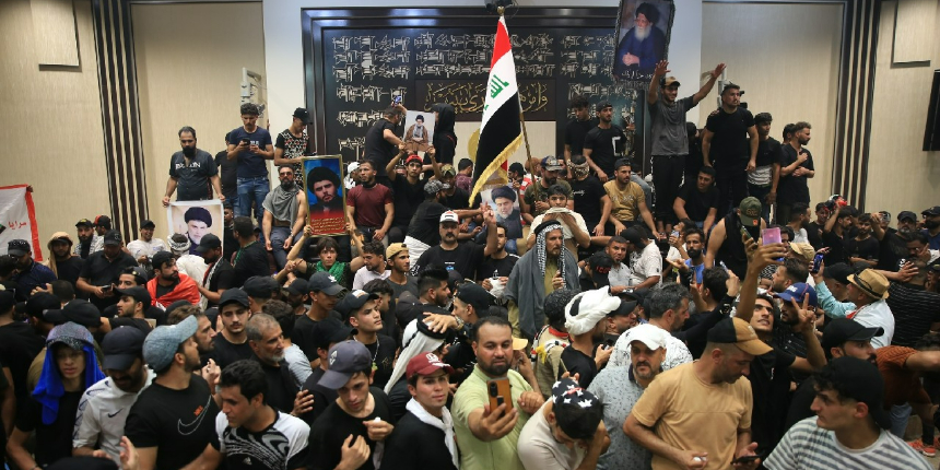 Irak Meclisindeki oturumlar askıya alındı