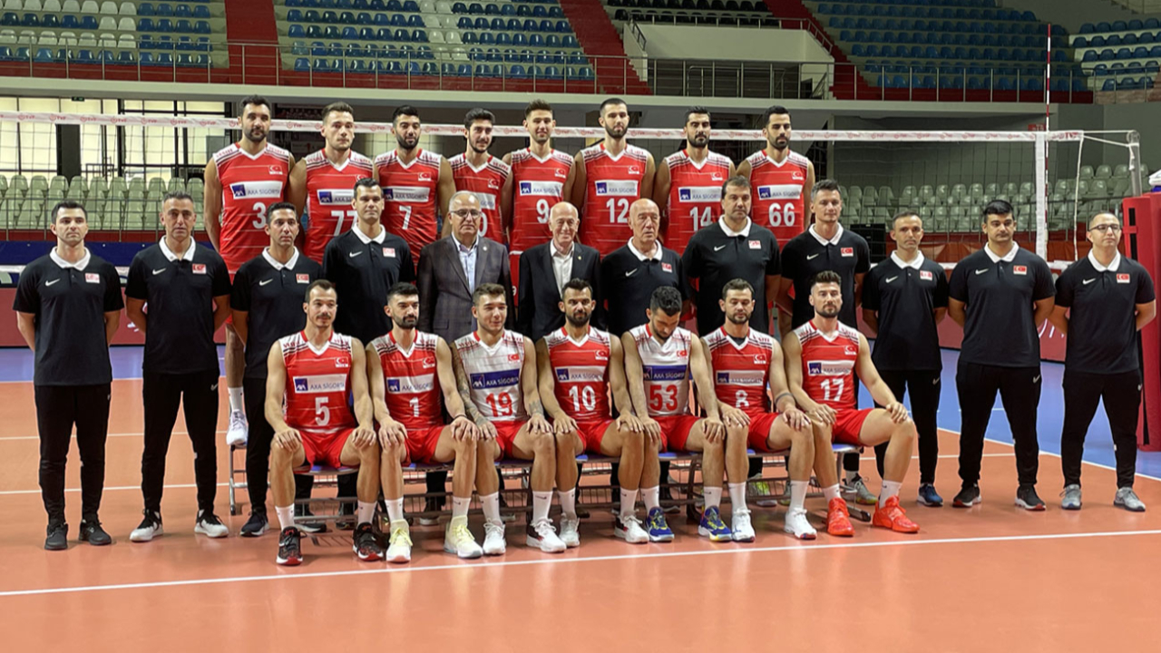 Küba'ya yenilen A Milli Erkek Voleybol Takımı, FIVB Challenger Kupası'nda ikinci oldu